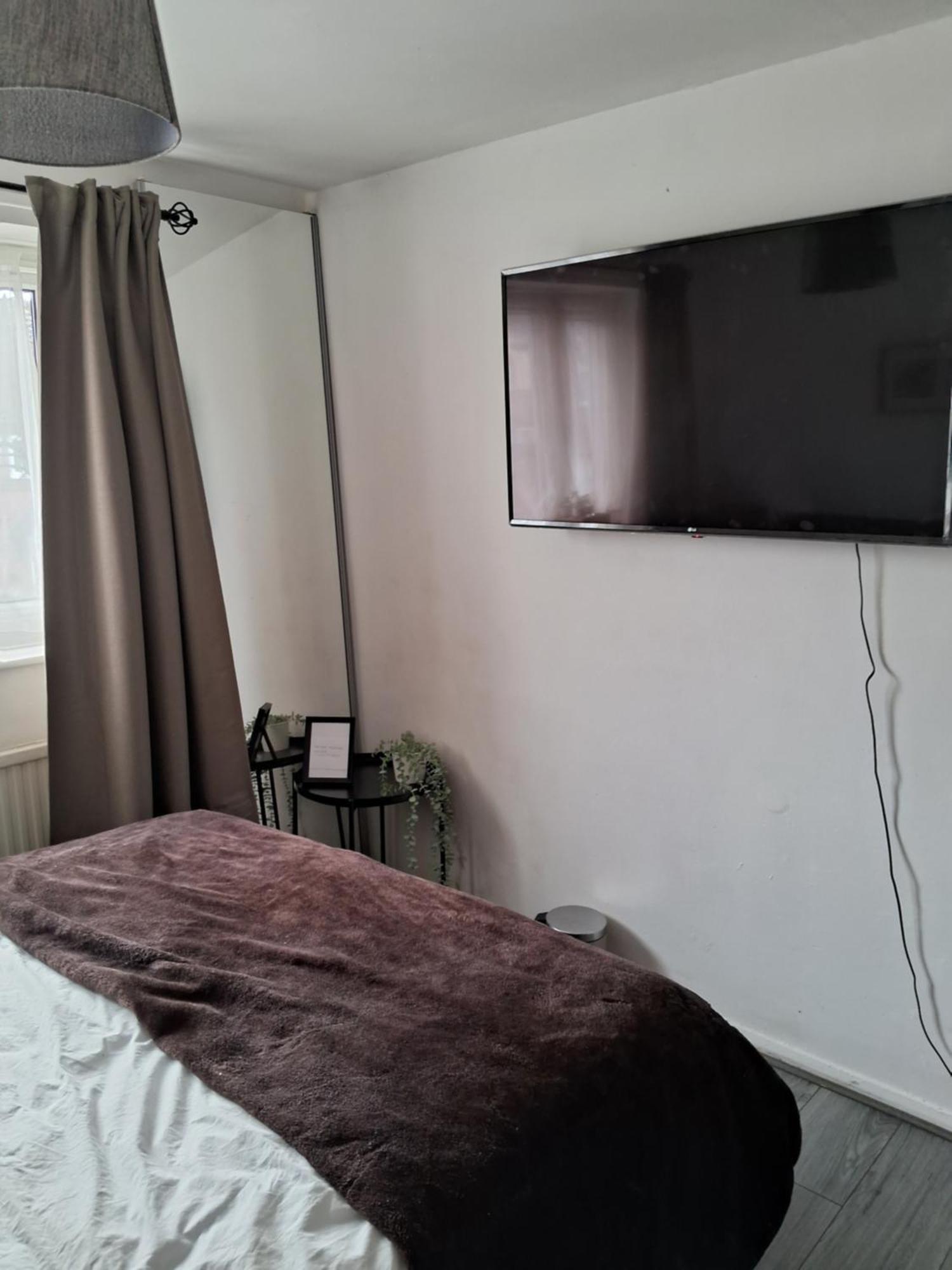 4 Mereside Walk Manchester Bagian luar foto